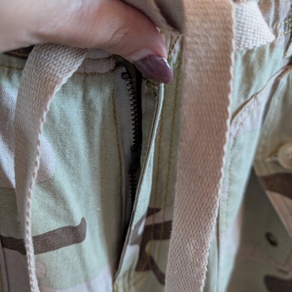 SMFK WildWorld Paratrooper Pants Desert Camo Cargo Utility Streetwear Size Small - Picture 12 of 15